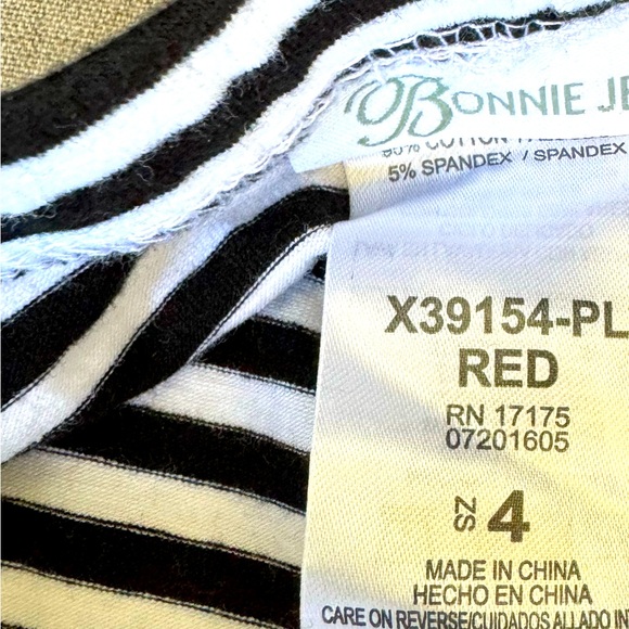 Bonnie Jean, Holiday 2-Pieces, Size 4 - Picture 7 of 7